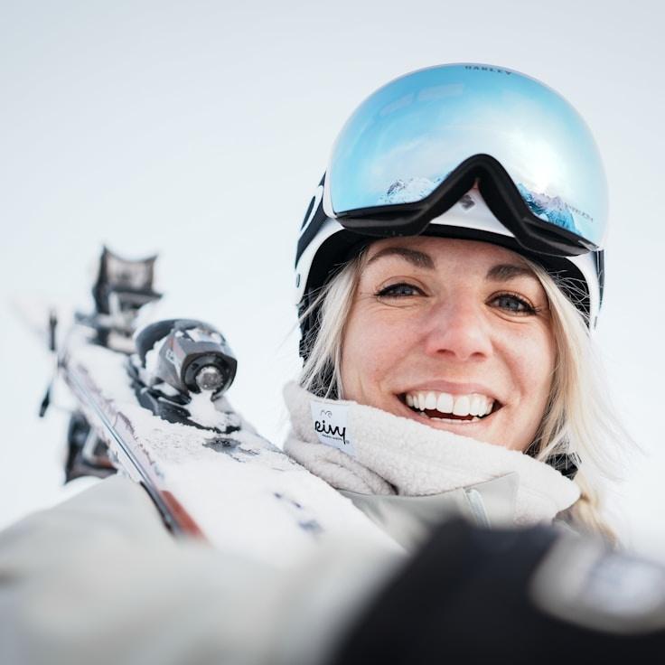 Omar Singh, Client Relations Director, discussing corporate gifting strategy with business clients